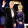 [PHOTO: Clintons waving to crowd]