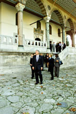 The First Family tours the Sultan's Palace.