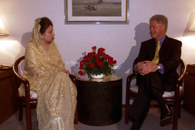 President Clinton pays a courtesy call on Bangladesh national party opposition leader Khaleda Zia.  Pan-Pacific Sonargon Hotel, Bangladesh.