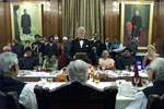 President Clinton returns the toast and makes remarks during the State Dinner at the Banquet Hall, Rashtrapati Bhavan.  New Delhi, India.